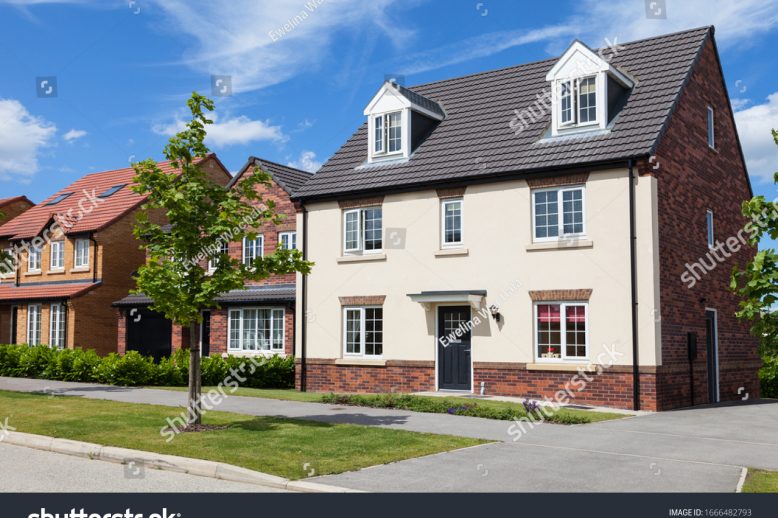 new-and-modern-english-houses